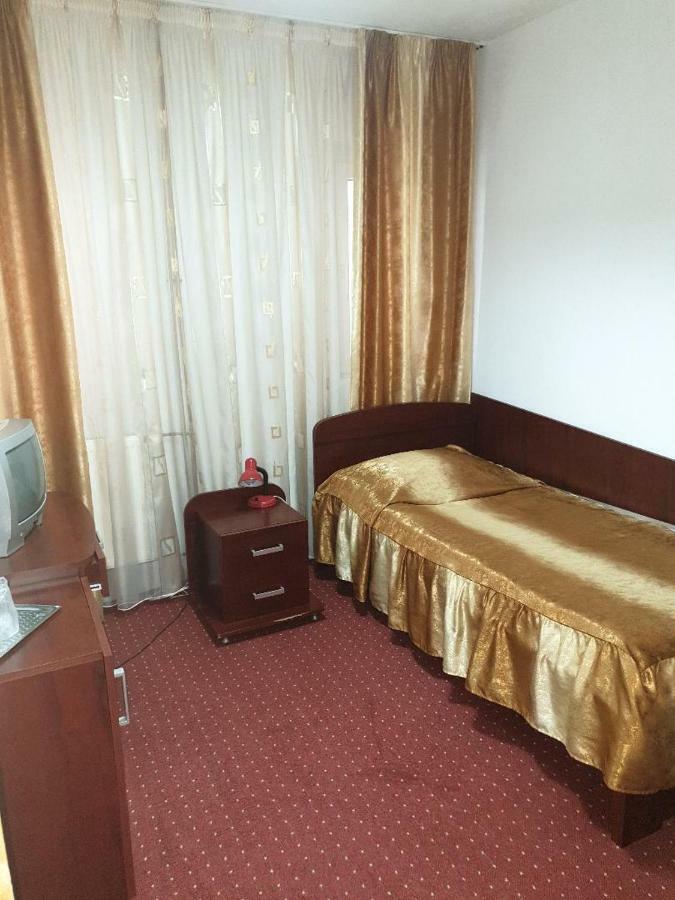 Hostel Stadion Zalău Eksteriør bilde