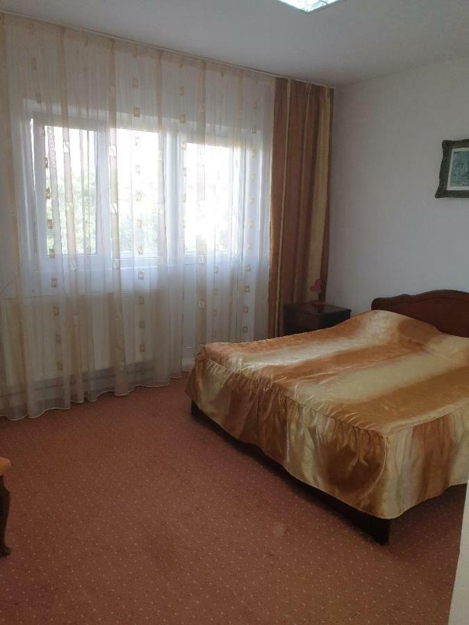Hostel Stadion Zalău Eksteriør bilde